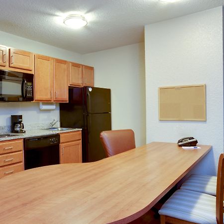 Candlewood Suites Chesapeake-Suffolk By Ihg Exterior photo